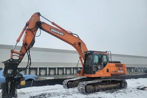 2016 Doosan 225  Excavator